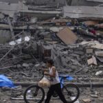 LIVE BLOG: Πάνω από 1100 οι νεκροί σε Ισραήλ και Γάζα - Το Ιράν αρνείται την εμπλοκή του