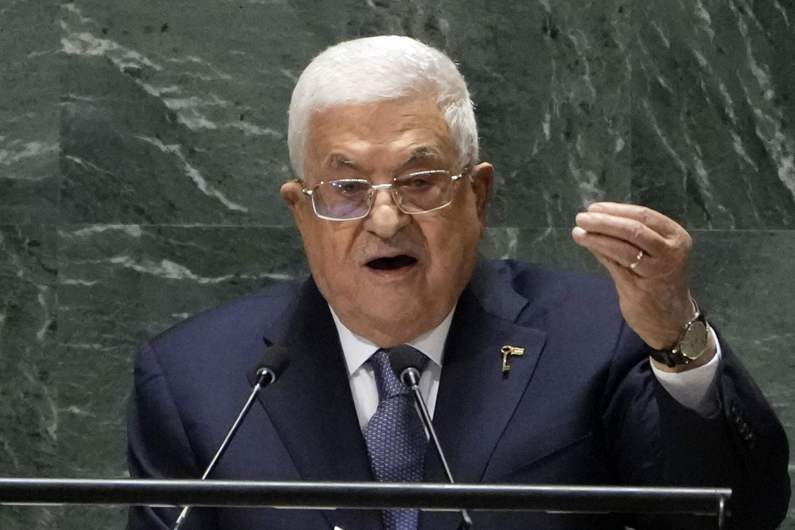 Αμπάς: Να παρέμβει άμεσα ο ΟΗΕ για να σταματήσει τη «συνεχιζόμενη ισραηλινή επίθεση»