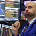 Απώλειες στη Wall Street - Η απόδοση του 10ετούς των ΗΠΑ άγγιξε το 5%