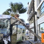 Δείτε βίντεο: Τρεις νεκροί σε δυστύχημα με λεωφορείο που έπεσε σε περαστικούς στην Ισπανία