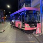 Ιταλία: Νέο ατύχημα με λεωφορείο στη Βενετία – Δεκαπέντε τραυματίες μετά την πρόσκρουση του οχήματος σε κολόνα