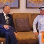 Συνάντηση Γεραπετρίτη με τον υπουργό Επικρατείας του Κατάρ στο Μουσκάτ