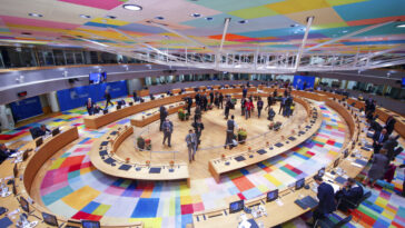 Σύνοδος Κορυφής ΕΕ: Συμφωνία των «27» στα συμπεράσματα  στο Μεσανατολικό - «Παύσεις για ανθρωπιστική βοήθεια»