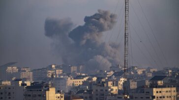 Τα σκίτσα τρικυμία εν κρανίω του Αρκά για τον πόλεμο Ισραήλ- Χαμάς εξοργίζουν το Twitter/X