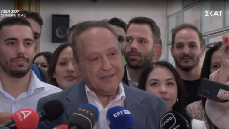 Ψήφισε ο υποψήφιος δήμαρχος Θεσσαλονίκης Στέλιος Αγγελούδης