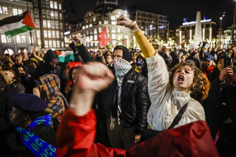 Διαδηλώσεις στην Ολλανδία μετά τη νίκη του Γκέερτ Βίλντερς