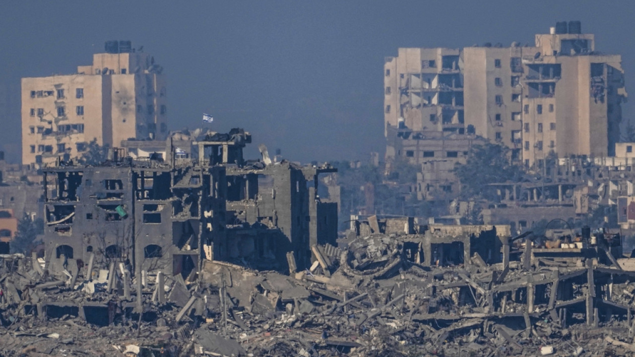 Δορυφορική εικόνα με την έκταση της καταστροφής στη βόρεια Γάζα: Ώς και 50% των κτιρίων υπέστησαν ζημιές σε 6 εβδομάδες πολέμου