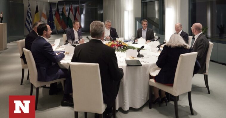 Κυριάκος Μητσοτάκης: Το δείπνο με Σαρλ Μισέλ, Όλαφ Σολτς και άλλους πέντε ηγέτες της ΕΕ