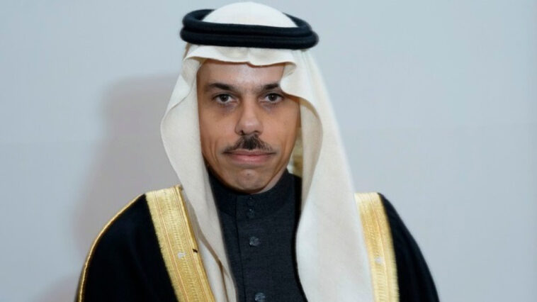 Ο Σαουδάραβας ΥΠΕΞ συζήτησε για την εκεχειρία και τη βοήθεια στη Γάζα με τον Μπλίνκεν