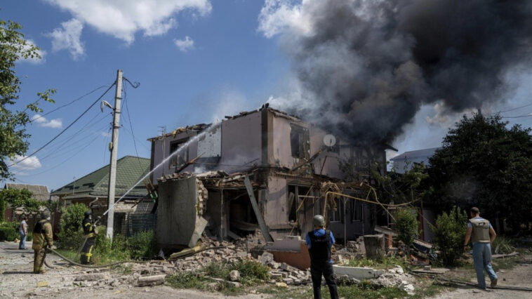 Ουκρανία: Οι ρωσικές δυνάμεις κλιμακώνουν τις επιθέσεις τους στην Αβντιίβκα, λέει ο δήμαρχος της πόλης
