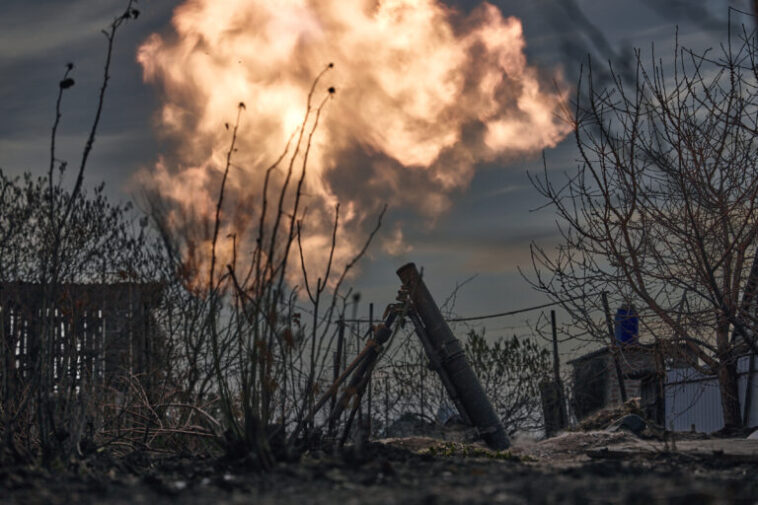 Ουκρανία: Ρωσική πυραυλική επίθεση σε λιμενικές υποδομές της Οδησσού