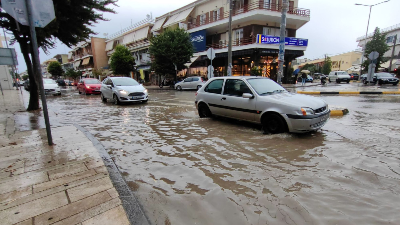 Πλημμύρες και καταστροφές χθες από την κακοκαιρία σε Αργος και Ναύπλιο (φωτογραφίες)