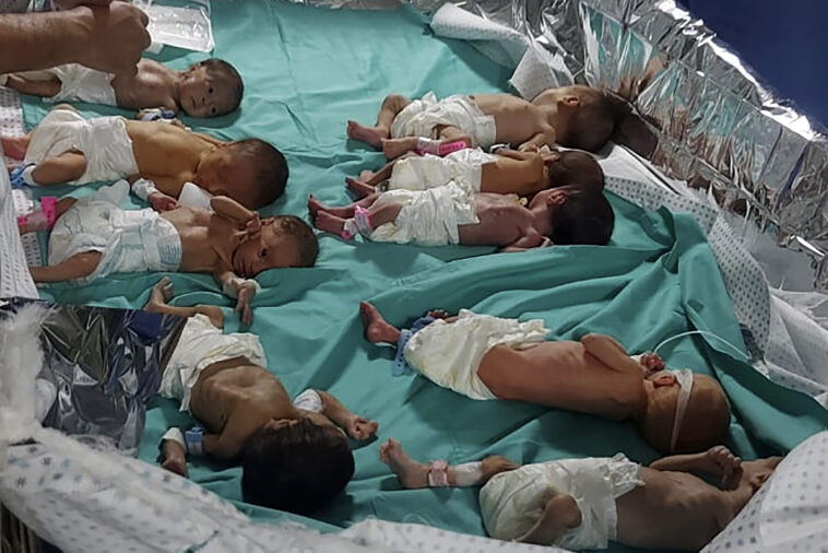 Τραγική η κατάσταση στα νοσοκομεία της Γάζας: Ασθενείς και μωρά αργοσβήνουν, σοροί συσσωρεύονται στους διαδρόμους