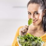 Αντιγήρανση: Τρία τρόφιμα που ενισχύουν το κολλαγόνο και χαρίζουν νεανικό δέρμα