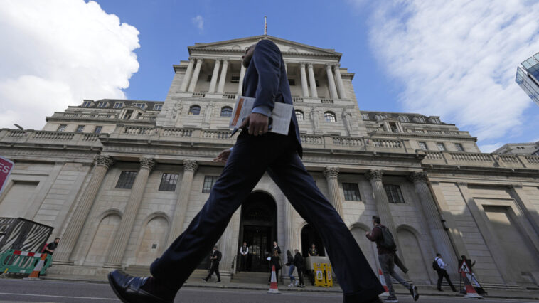 Βρετανία: Σταθερό στο 5,25% το επιτόκιο της Τράπεζας της Αγγλίας
