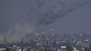 Διαψεύδει ο ισραηλινός στρατός ότι έδωσε εντολή στον ΠΟΥ να εκκενώσει αποθήκη στη Λωρίδα της Γάζας