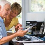 Εκπρόσωπος ΕΦΚΑ: Τι αλλάζει για τους συνταξιούχους που εργάζονται – Τι ισχύει πλέον για συνταξιοδότηση οφειλετών, επικουρικές συντάξεις, επίδομα μητρότητας