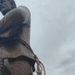 Θεσσαλονίκη: Άγνωστοι επιχείρησαν να κλέψουν το μπρούτζινο άγαλμα του Νίκου Καπετανίδη