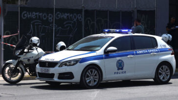 Θεσσαλονίκη: Συνελήφθη 25χρονος που «άνοιγε» σταθμευμένα αυτοκίνητα και έκλεβε προσωπικά αντικείμενα