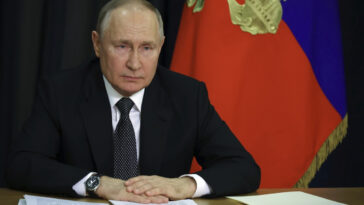 Ο Πούτιν ανακοίνωσε ότι θα είναι υποψήφιος στις προεδρικές του 2024  - «Τον πίεσε ο λαός» λέει το Κρεμλίνο
