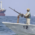 Πιθανή πειρατεία σε φορτηγό πλοίο ανοιχτά της Σομαλίας - Κατευθύνεται στο σημείο ισπανικό πολεμικό πλοίο της EU NAVFOR