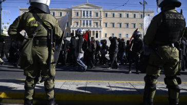 Σε 67 προληπτικές προσαγωγές προχώρησε η αστυνομία μετά την πορεία το πρωί στη μνήμη του Αλέξανδρου Γρηγορόπουλου