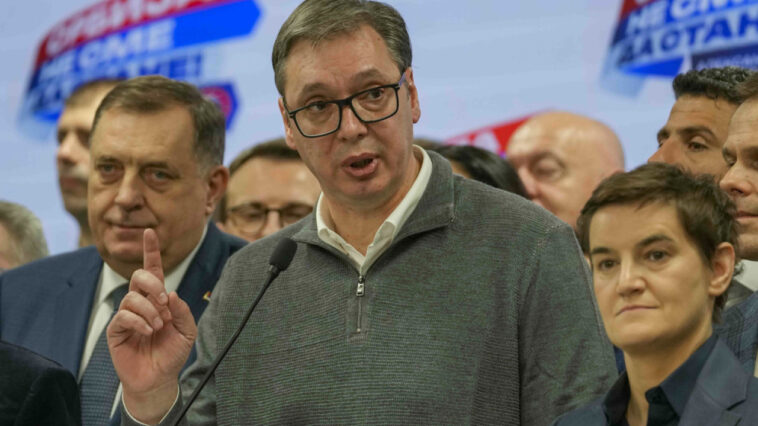 Σερβία: Θρίαμβος του κόμματος του Αλεξάνταρ Βούτσιτς στις βουλευτικές εκλογές