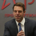 Στέφανος Κασσελάκης: «Στόχος η πρωτιά στις ευρωεκλογές» – «Ο ΣΥΡΙΖΑ-ΠΣ θα υπερψηφίσει τις αμυντικές δαπάνες του προϋπολογισμού»