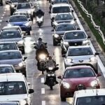 Ακινητοποιημένο φορτηγό στη Δυρραχίου - «Κόλαση» οι δρόμοι
