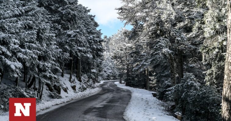 Διακοπή κυκλοφορία στην Πάρνηθα, στο ύψος του τελεφερίκ, λόγω χιονόπτωσης