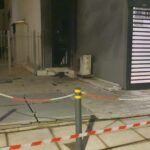 Εμπρηστική επίθεση στα γραφεία ναυτιλιακής εταιρείας στον Πειραιά – Μικρές υλικές ζημιές