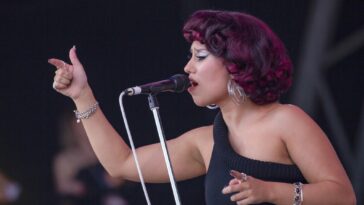 Η Raye κατέρριψε ρεκόρ με επτά υποψηφιότητες για τα Brit Awards 2024