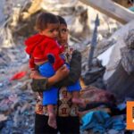 Η Κομισιόν θα επαναξιολογήσει τις χρηματοδοτήσεις της Υπηρεσίας για τους Παλαιστίνιους πρόσφυγες
