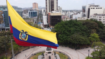 Ισημερινός: Ένοπλοι εισβάλλουν στο πλατό της δημόσιας τηλεόρασης