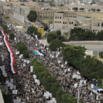 Ογκώδης διαδήλωση υπέρ των Παλαιστινίων της Γάζας στη Σαναά της Υεμένης - Δείτε βίντεο