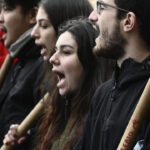 Σε εξέλιξη το συλλαλητήριο κατά των ιδιωτικών πανεπιστημίων - Στη Βουλή η πορεία