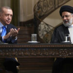 Συνάντηση Ερντογάν - Ραϊσί: Τη διακοπή των εμπορικών σχέσεων Τουρκίας  -Ισραήλ ζητά το Ιράν