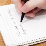 Υγεία εγκεφάλου: Τα οφέλη της γραφής με το χέρι