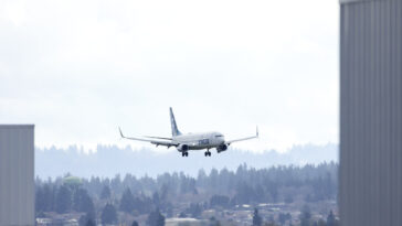 Boeing: Εντοπίστηκαν κατασκευαστικά λάθη σε 50 αεροπλάνα της εταιρείας κατά την παραγωγής τους