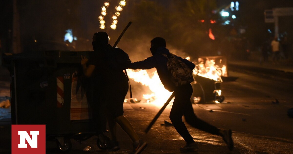 Θεσσαλονίκη: Στις φλόγες κάδοι στην Εγνατία