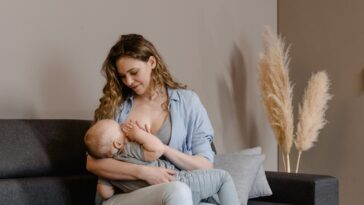 Θηλασμός: Ο εντυπωσιακός τρόπος με τον οποίο ενισχύει την καρδιά της μαμάς