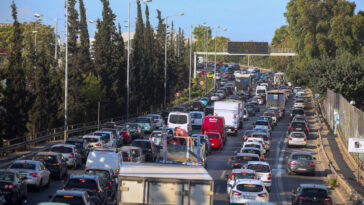Κυκλοφοριακά προβλήματα στις λεωφόρους Αθηνών, Σχιστού, Κηφισού και Αττική Οδό