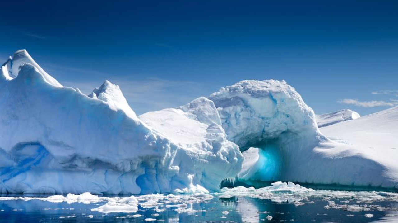 Με κατάρρευση απειλείται πάγος της Ανταρκτικής στο μέγεθος της Καλιφόρνιας