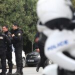 Μενίδι: Άγριος ξυλοδαρμός αστυνομικού από Ρομά – Τον έδειραν μέχρι λιποθυμίας - Νοσηλεύεται στο 401