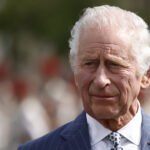 Ο βασιλιάς Κάρολος διαγνώστηκε με καρκίνο – Επιστρέφει εκτάκτως στη Βρετανία ο πρίγκιπας Χάρι, πίσω στα δημόσια καθήκοντα ο Γουίλιαμ 