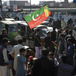 Πακιστάν: Ο Ιμράν Χαν σκοπεύει να σχηματίσει κυβέρνηση και ζητά τη δημοσίευση των αποτελεσμάτων των εκλογών