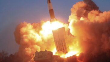 Στην εκτόξευση πυραύλων κρουζ προς ανατολική κατεύθυνση προχώρησε η Βόρεια Κορέα – Η 5η οπλική δοκιμή της φέτος