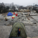 Φονικές πυρκαγιές στη Χιλή: Τουλάχιστον 131 οι νεκροί σύμφωνα με νέο επίσημο απολογισμό